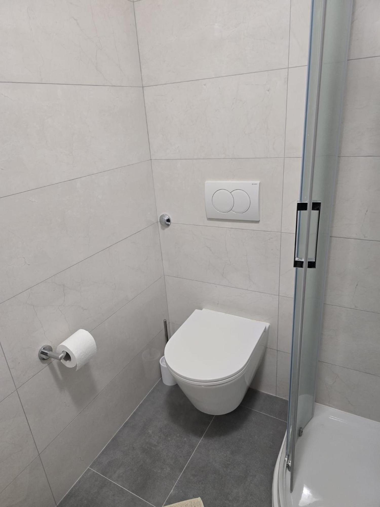 Apartments Sokolovic Крк Екстер'єр фото