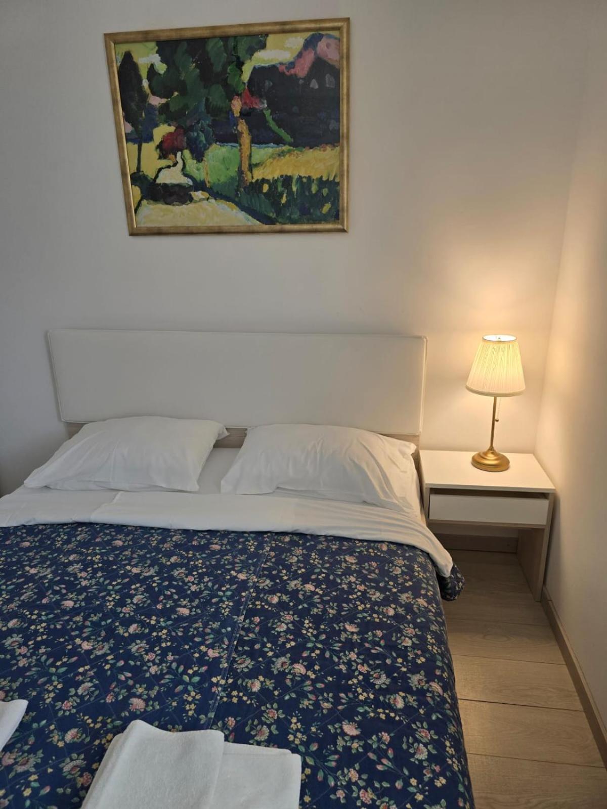 Apartments Sokolovic Крк Екстер'єр фото